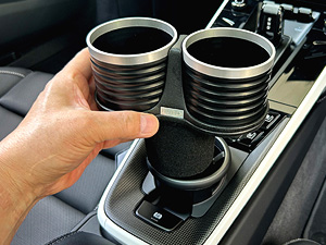 ALCABO (アルカボ) ポルシェ 911(992)用ドリンクホルダーの取付け