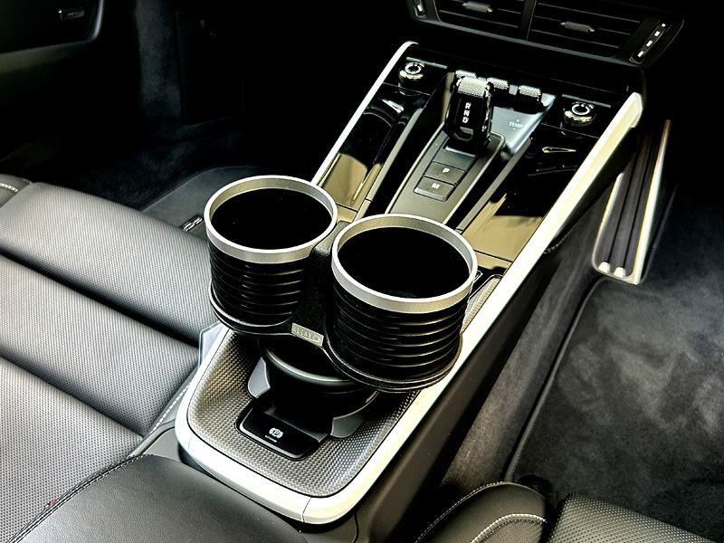 ALCABO (アルカボ) ポルシェ 911(992)用ドリンクホルダー