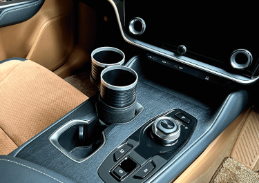 LEXUS（レクサス） RZ用ドリンクホルダーが発売となりました